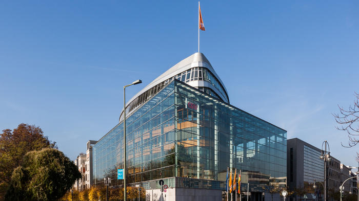 Die Parteizentrale der CDU: Das Konrad-Adenauer-Haus am Berliner L&uuml;tzowplatz. - Bild: wikimedia.org